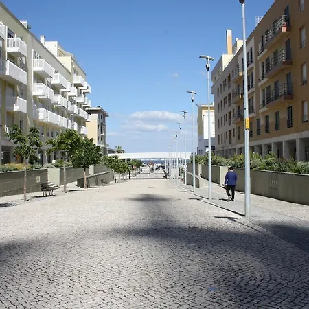 Apartamento Parque Das Nacoes 4e 리스본